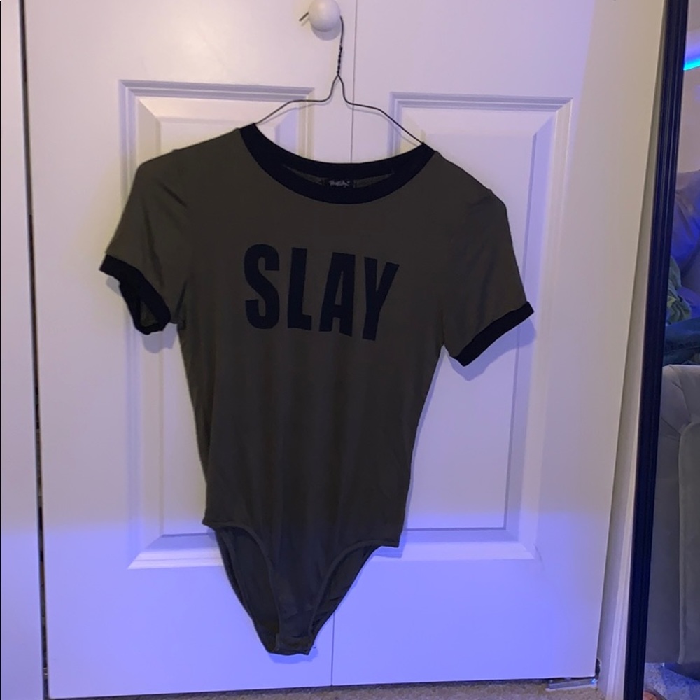 SLAY tshirt (S)